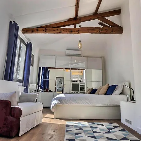 Duplex De Luxe *
